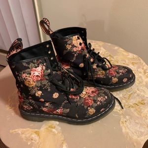 Dr Martens floral canvas boots